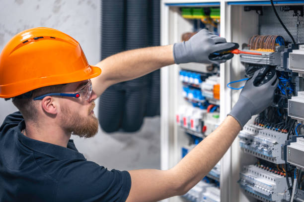 Best Emergency Electrician Near Me  in Pekin, IL